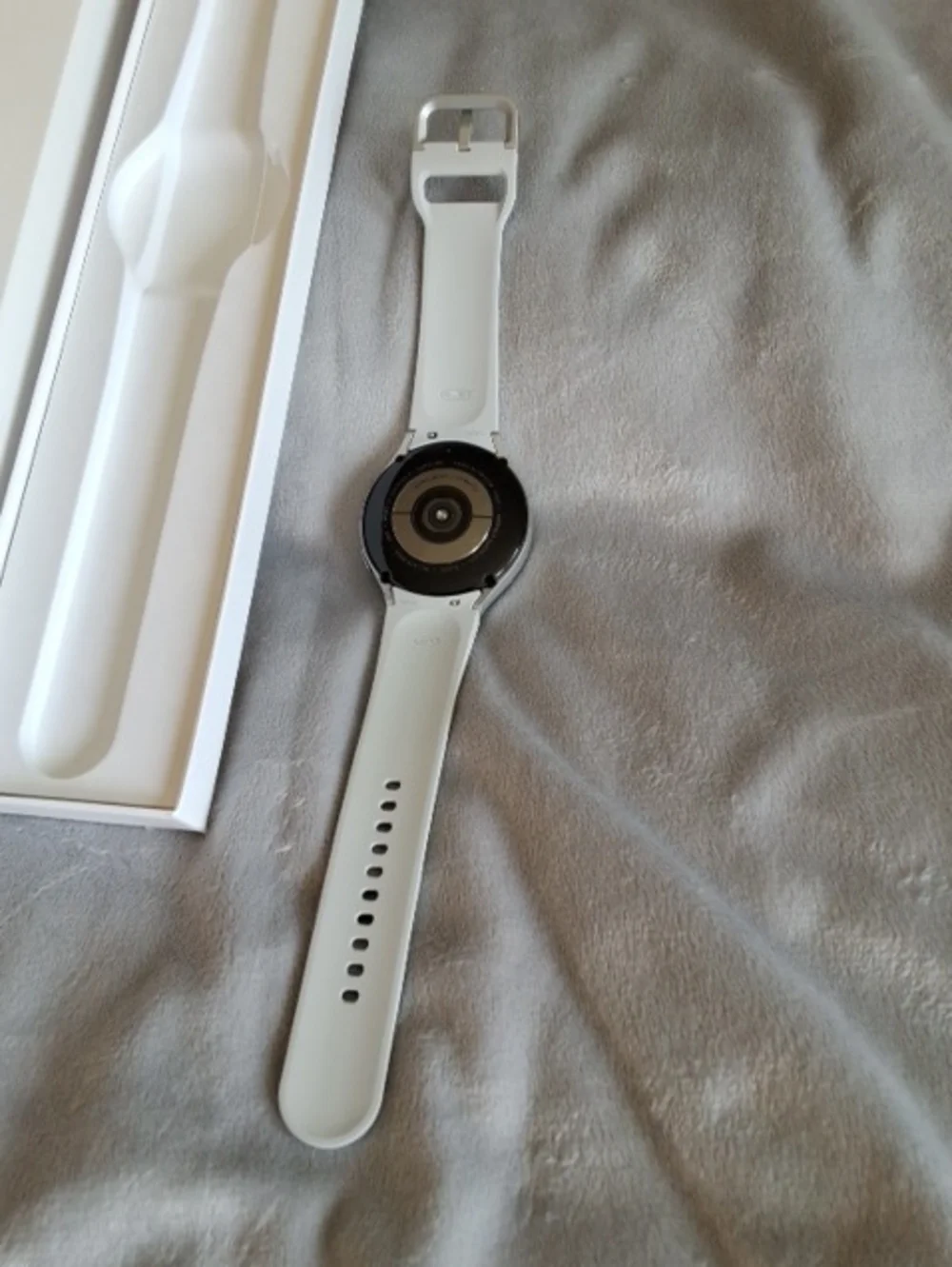Samsung Galaxy Watch 4, Like New!!